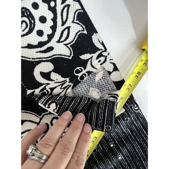 NYDJ Black White Floral Sheath Shaper Dress Sleeveless Size 8 Slimming - Picture 10 of 16